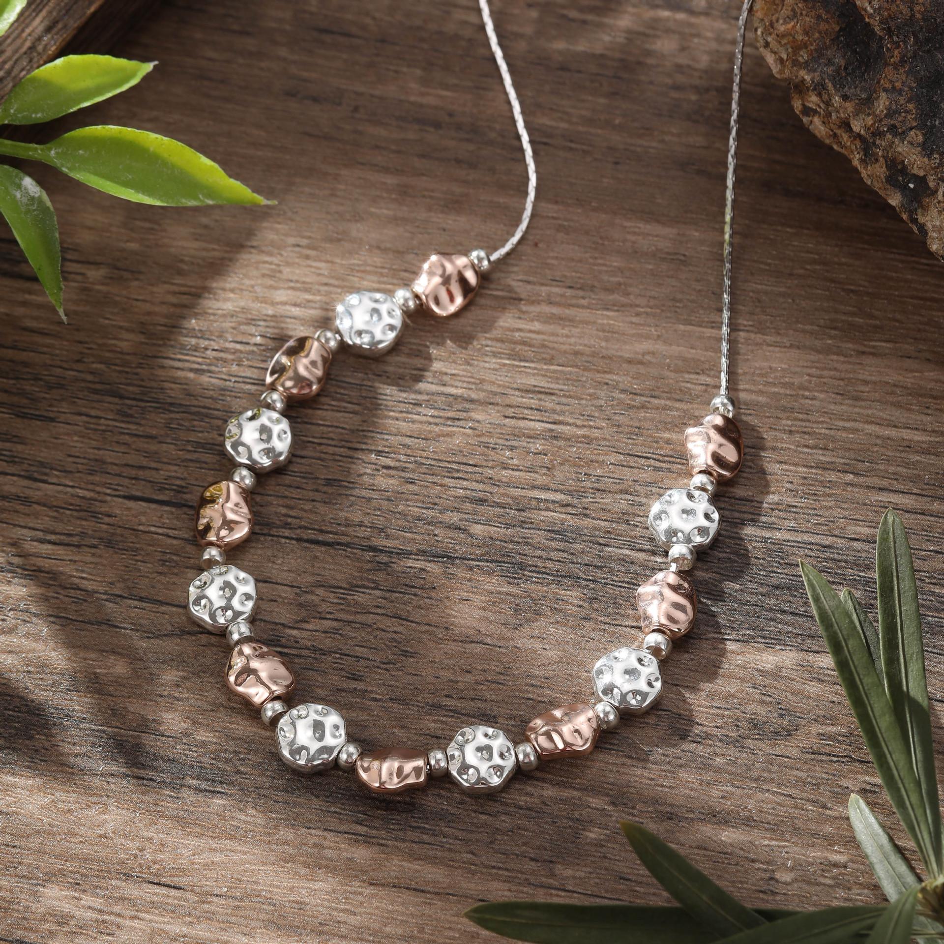 

Glossy geometric oval two-color beaded necklace, fashionable and high-end women s simple neck chain