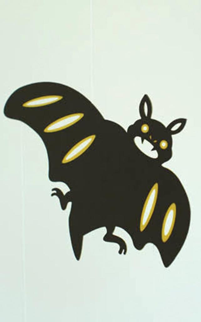 Mobile "Halloween Night" - A Subdued Design That's Not Too Sweet. W30cm X H60cm. A Mobile Brand Born In Japan.