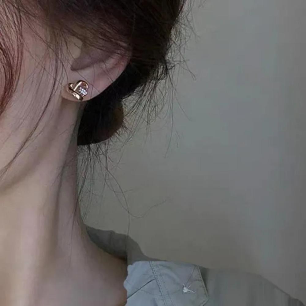 New Fashion Heart Knot Diamond Stud Earrings for Women Daily Casual Statement Jewelry