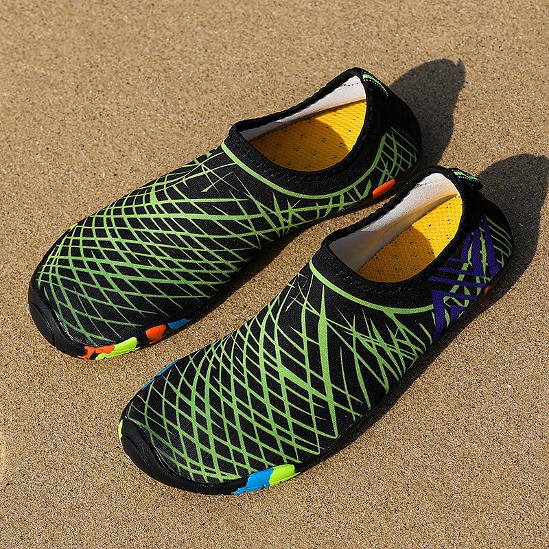 Swimming shoes Diving shoes Outdoor beach shoes Couple creek shoes Barefoot skin shoes Snorkeling shoes Wading shoes