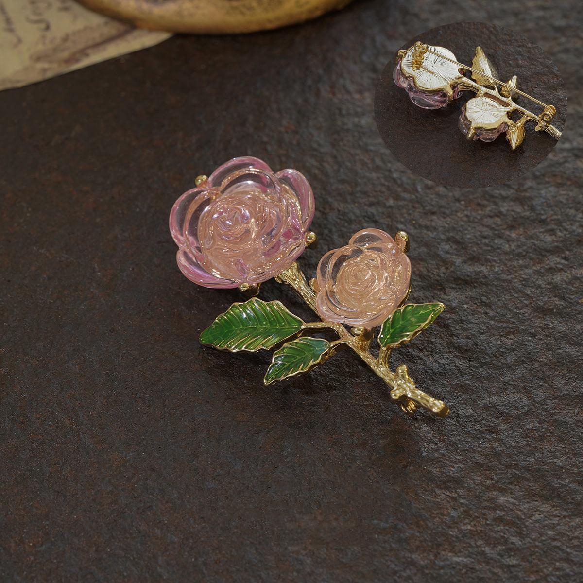 

Классические броши-цветы в стиле барокко с жемчугом, бантом, стразами, в виде креста, модные аксессуары