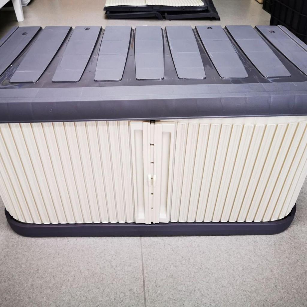 Outdoor Large-Capacity Dustproof Storage Box for Sun Protection, Courtyard, Garden, and Camping Organization.