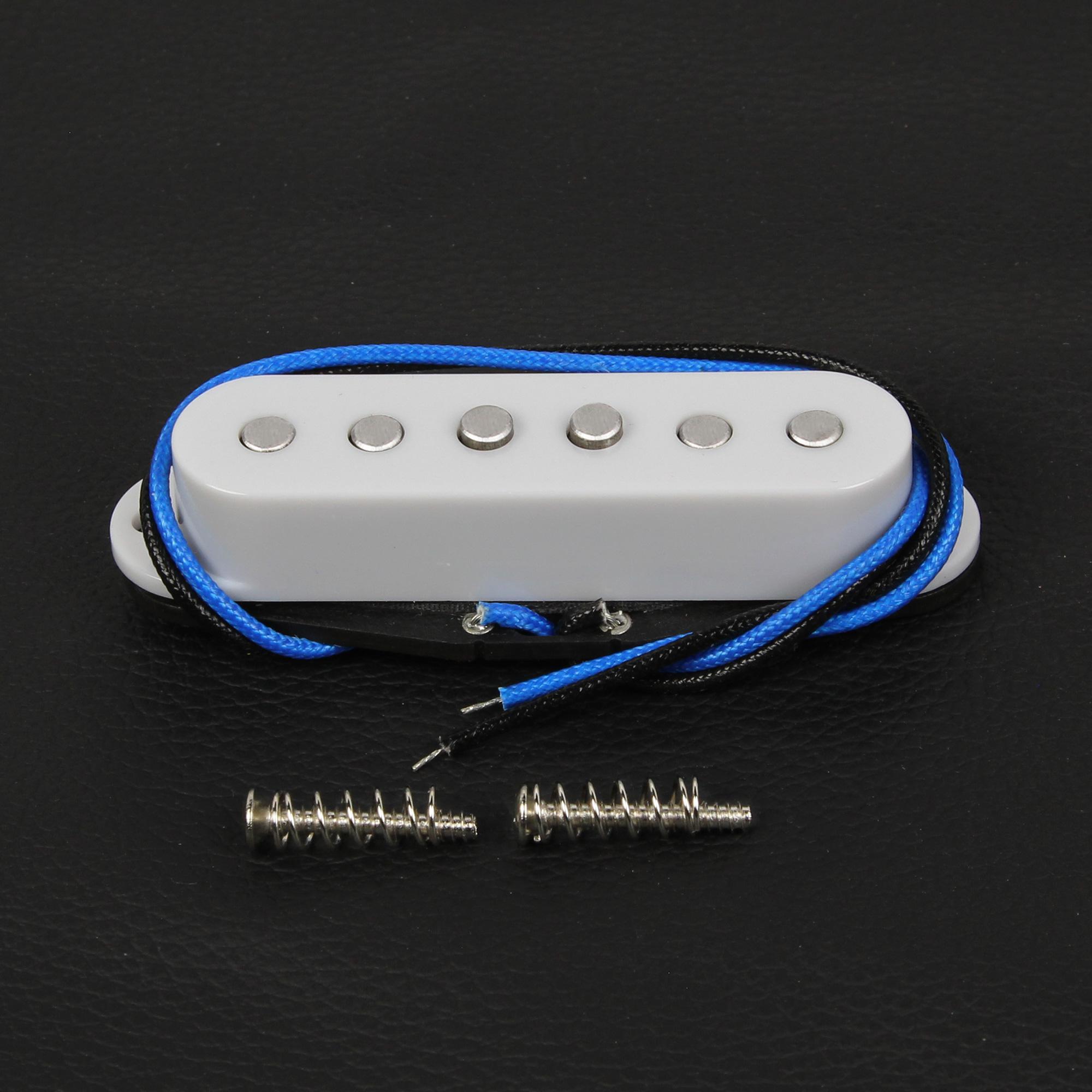 

FLEOR 1pc Vintage Alnico 5 Single Coil Guitar Pickup Staggered-pole 52mm White Neck/Middle/Bridge Pickup for choose