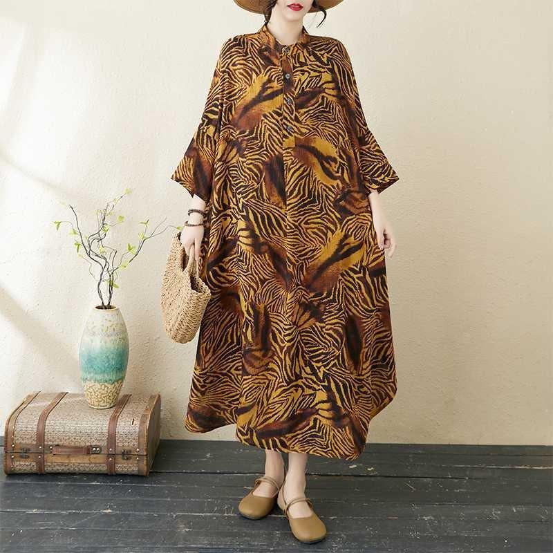 

Literary Retro Printed Stand-up Collar Loose Plus Size Nine-minute Sleeve Dress One Size