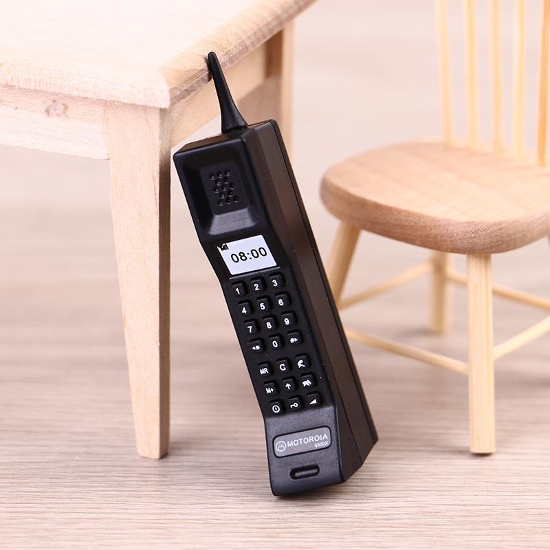 

1PCS Dollhouse simulation Miniature Retro Mobile Phone Model Decor Accessories