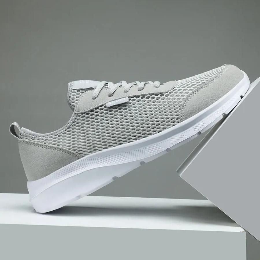 2025Men Casual Shoes Summer Breathable Sneakers Lightweight Sports Shoes for Men Non Slip Running Shoes Walking Comfort sneakers