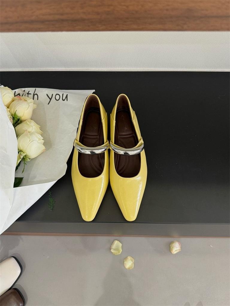 Spring new Xiaoxiangfeng inner height increase Mary Jane shoes women's shoes shallow mouth with skirt single shoes
