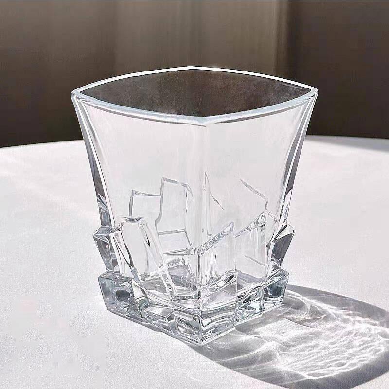 310ml Square Transparent Glass Cup with An Ice Cube Bottom Design That Is Extremely Unique Simple Style Perfect Birthday Gift