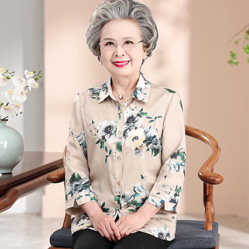 

Elegant Silk Seven-Sleeve Shirt for Middle-Aged and Elderly Women - Stylish Spring and Summer Wear 4XL (135-150 Jin)