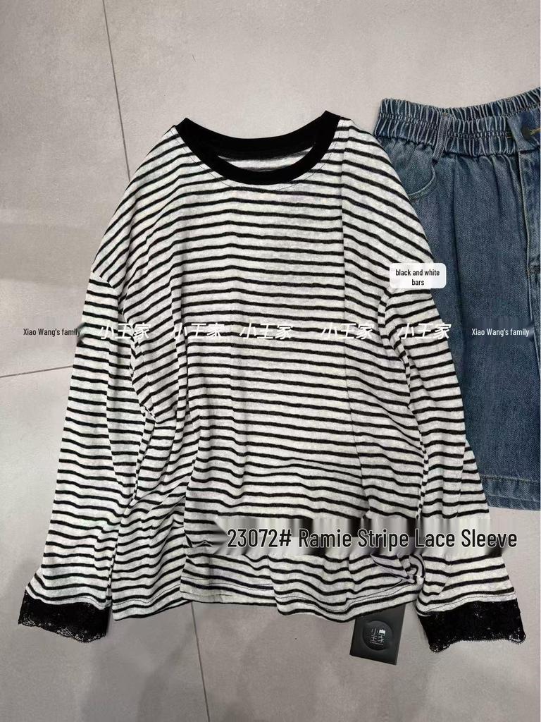 Xiao Wang's Spring Korean Plus Size Loose Lace Patchwork Striped T-shirt