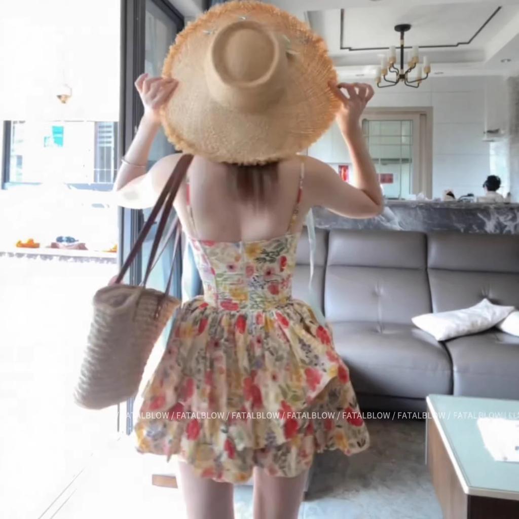 Seaside vacation floral suspender dress women's spring and summer pure desire beautiful temperament waist slim fluffy short skirt