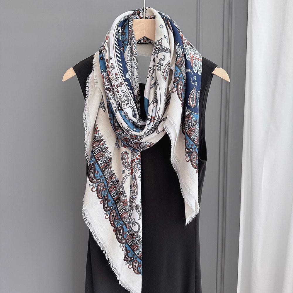 Women Retro Square Scarf 130x130cm Ethnic Style Soft Cotton Linen Breathable Scarf Shawl Female Foulards