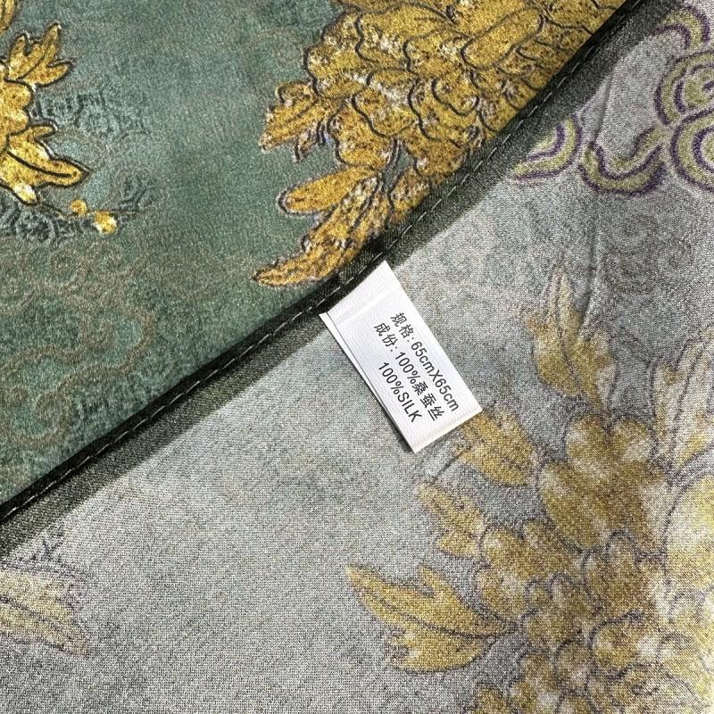 100% Silk Square Scarf Women Green Floral Print 65x65cm Lightweight Neck Wrap Satin Weave Elegant Office Accessory