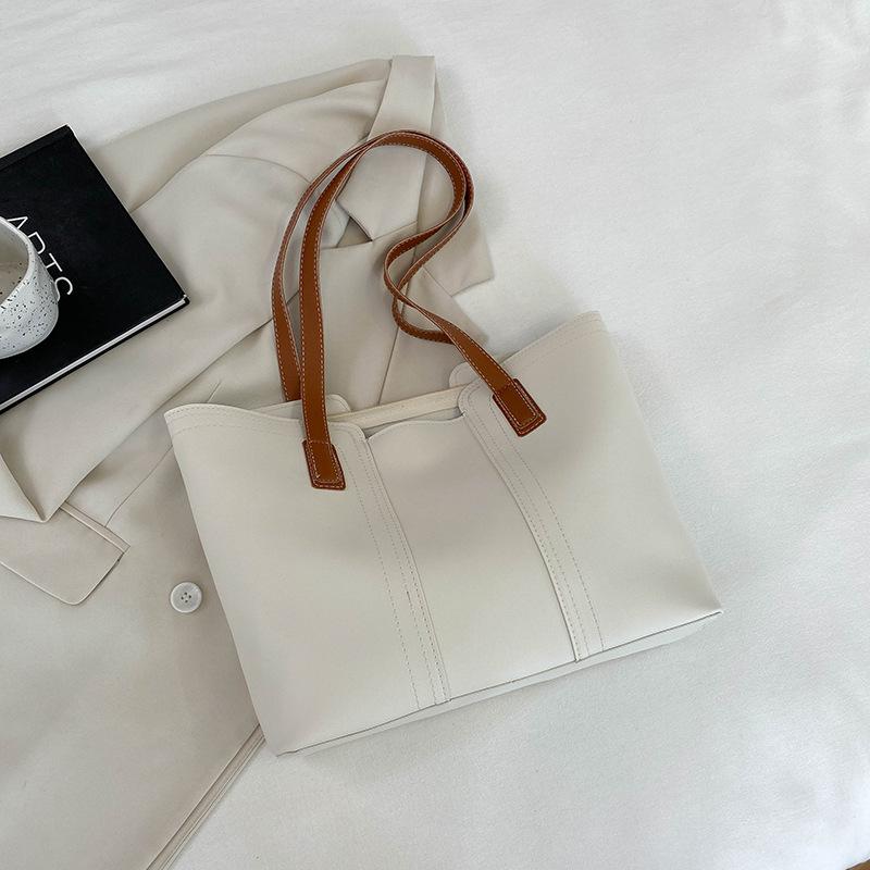 Большая сумка женская сумка 2025 осень новая простая модная большая вместимость женская сумка через плечо элегантная текстура сумка-тоут