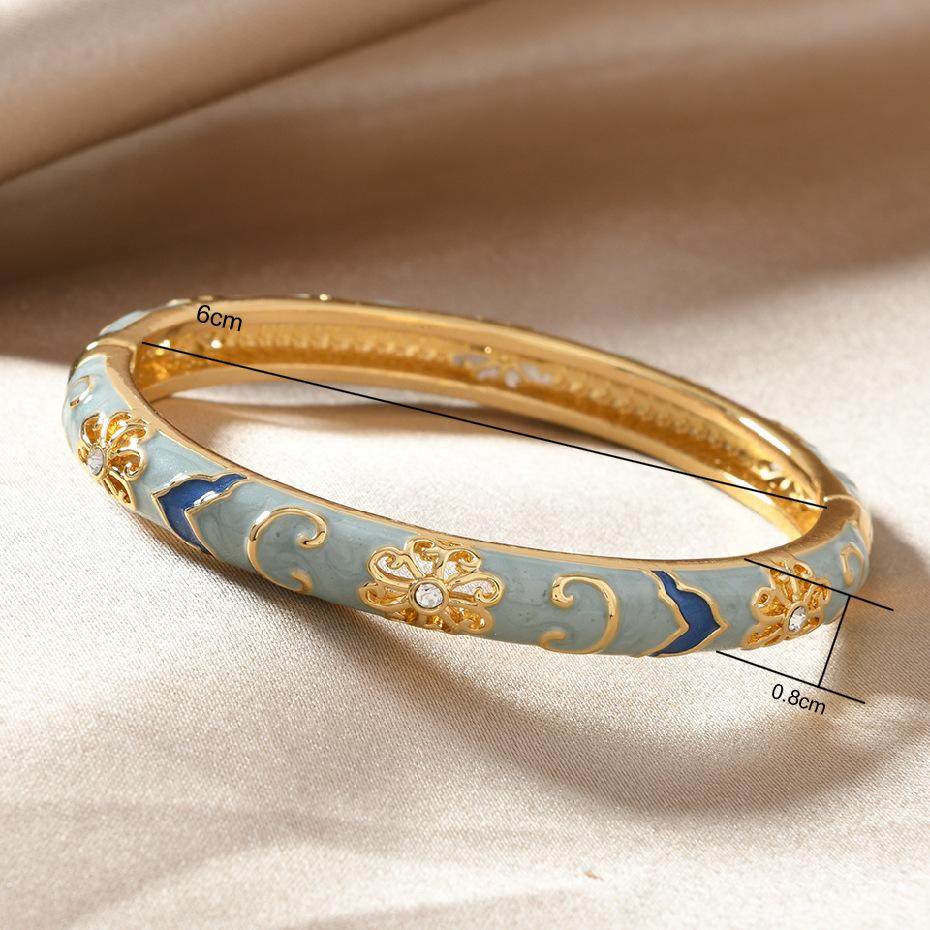 

Ethnic Style Luxury Gold Color Multicolor Enamel Flower Zircon Bangle for Women Charm Bride Cuff Bracelet Bohemia Jewelry Gift синій