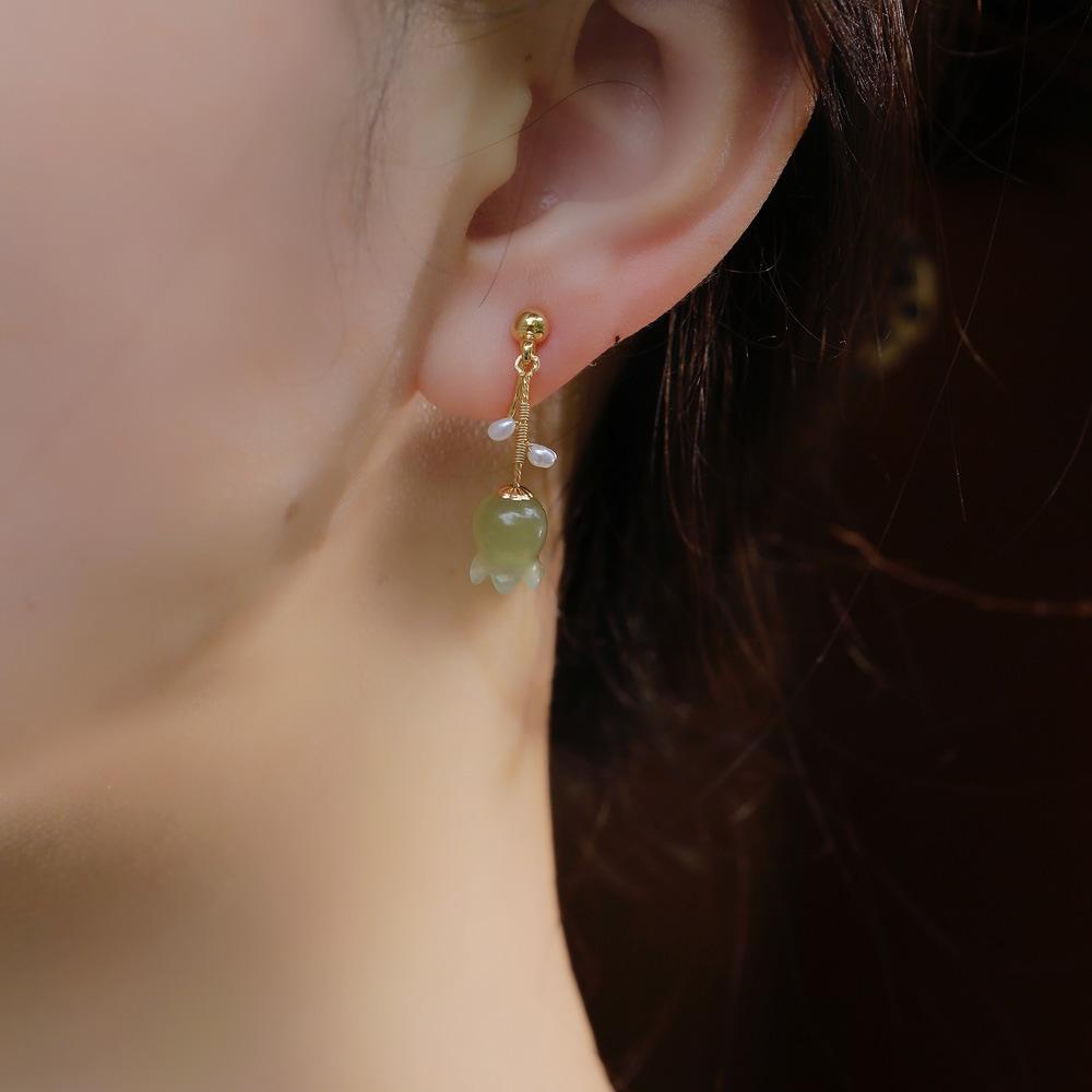 New Fashionable Commuter-style Hetian Jade Earrings for Women, Niche Design with a High-end Feel and Elegant Jade Jewelry, Including Drop Earrings