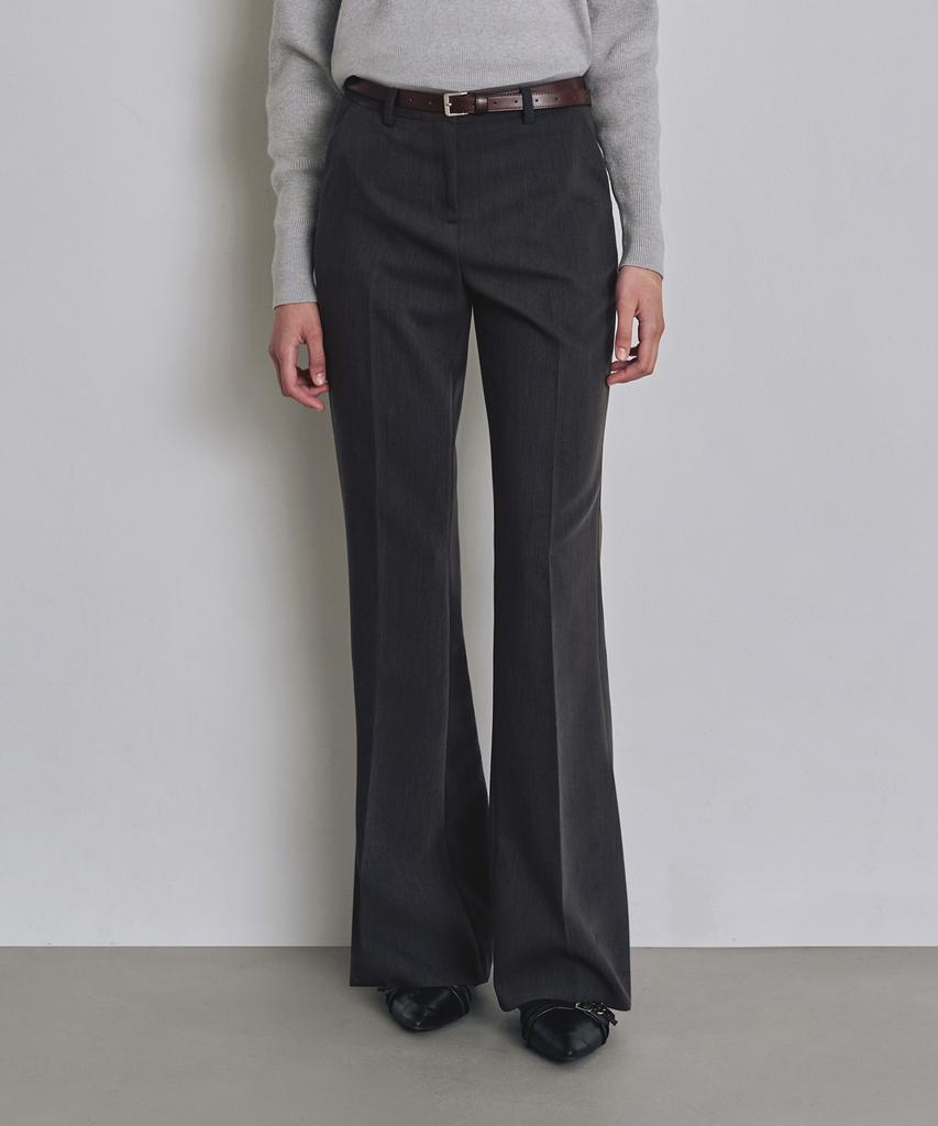 Keoseuteomeokeullagumeon Semi-Bootcut Slacks Black Cowpt001Black