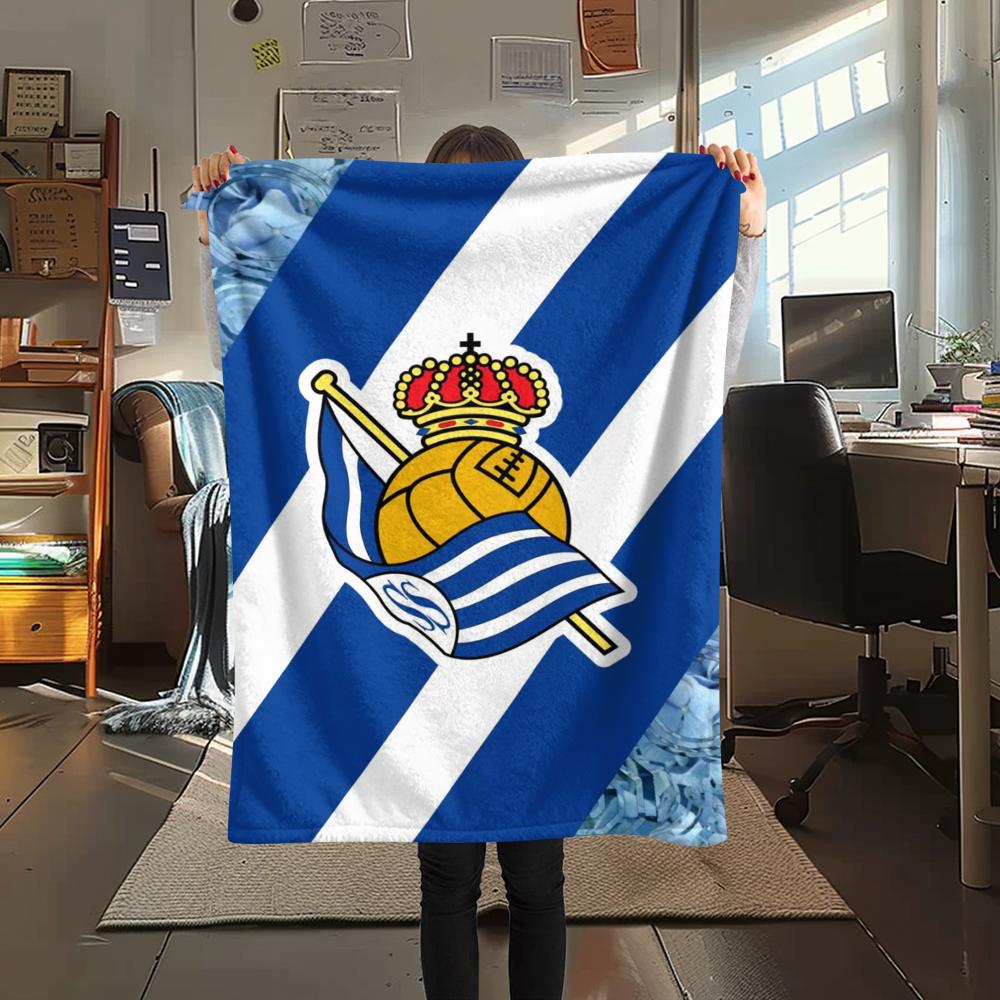 1Pc Real Sociedad Print Flannel Blanket, High Quality Comfortable for All Seasons, Home Decor, Warmth and Comfort, Perfect for Christmas Gifts