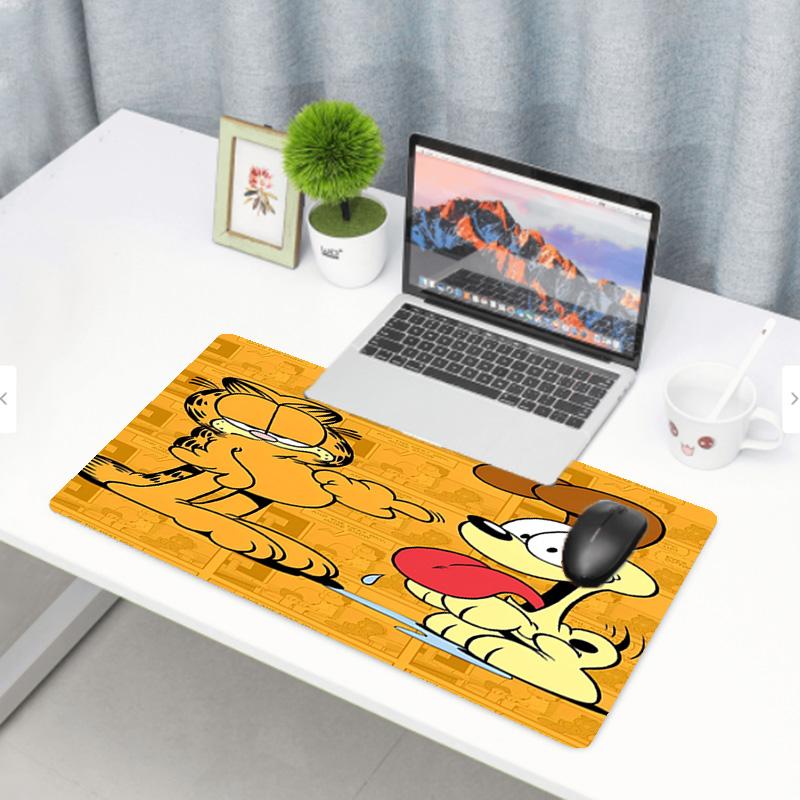 Garfield Print Mouse Pad, Anti‑Slip Desktop keyboard Mat, for PC Laptop Gaming Working Daily Use, Cool Festival Surprise Gift