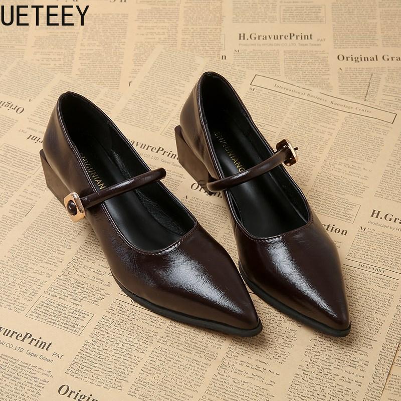 Designer Vintage Pointed Toe Women Mary Jane Shoes Fashion Shallow Buckle Shoes Ladies Elegant Dress Thick Heel Shoes