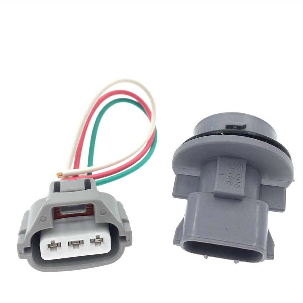 Hino 300 Taillight Brake Light Socket Bulb Holder Connector