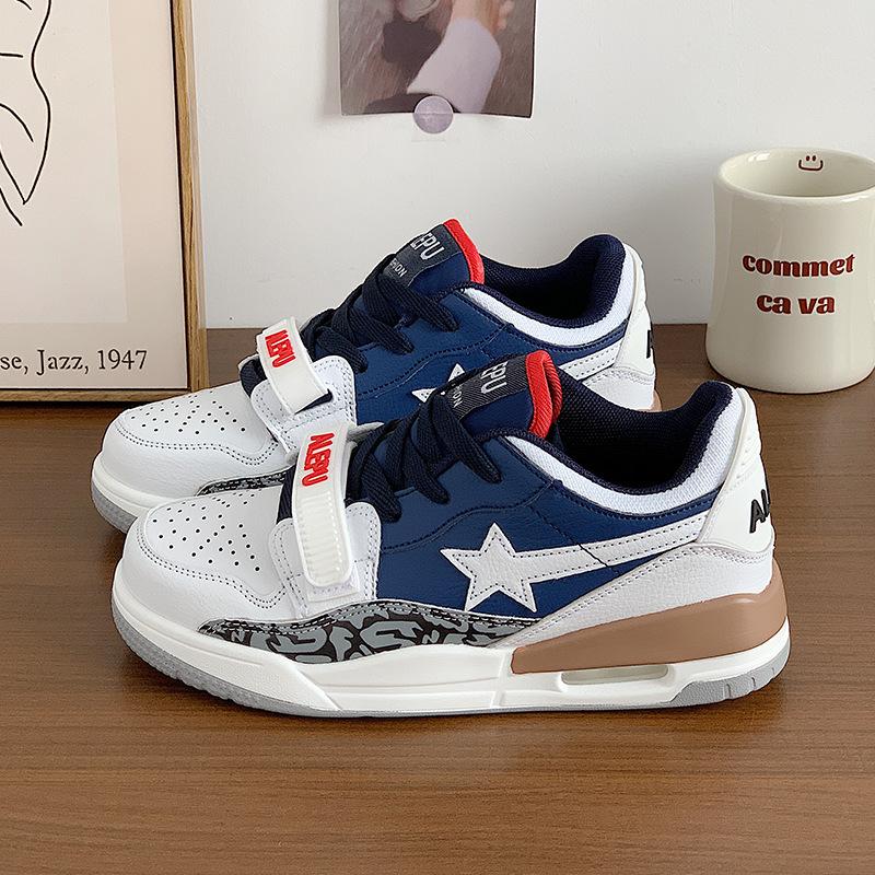 Board shoes women's 2 new autumn versatile sports leisure thick sole heightening air cushion white shoes children