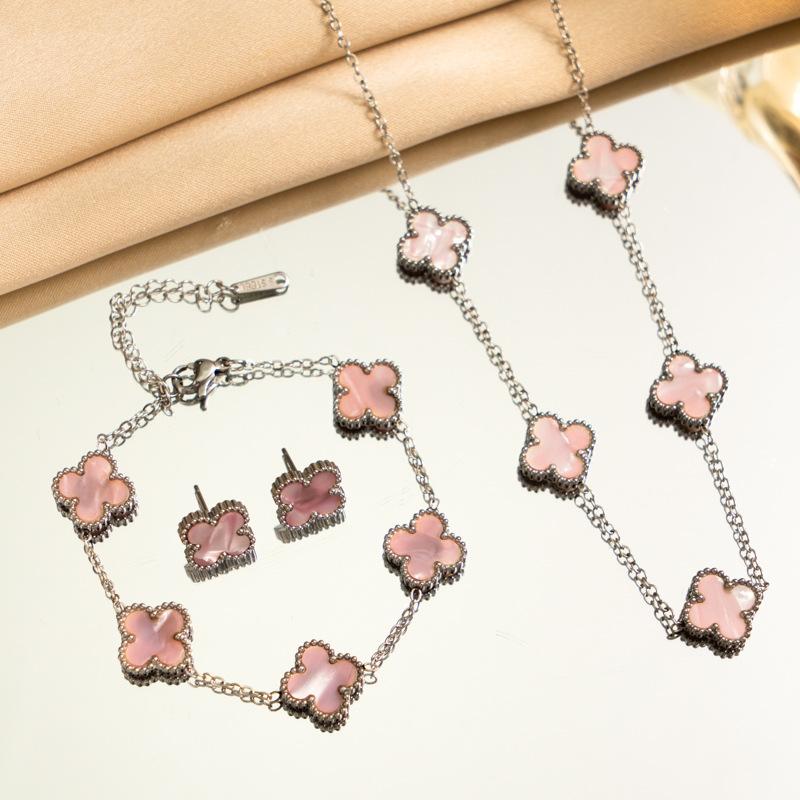 Titanium Steel Non-fading Double-sided Four-leaf Flower Set Necklace Women's Fashion Temperament Light Luxury Collarbone Chain Bracelet Jewelry