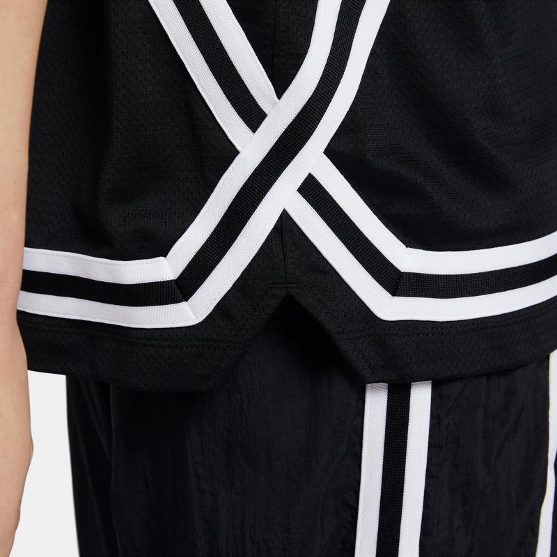 Nike Quick-Dry Basketball Polo Shirt With Single-Breasted Closure And Loose Fit Short Sleeves Men Tops Black White FN2876-010