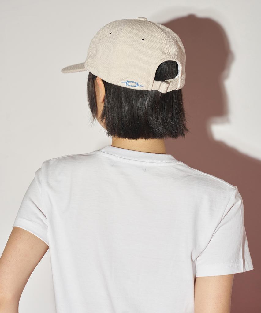 Lujeoseukeulleob Star Logo Cap Ivory