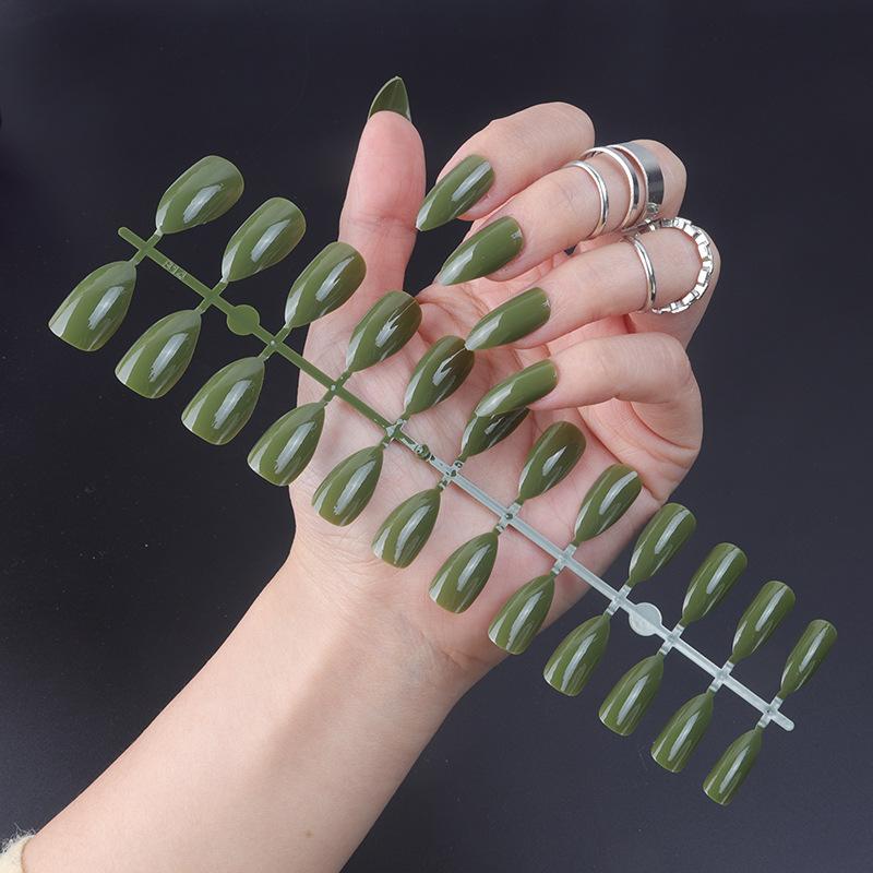 24 teile/satz DIY Schnelle Nägel Glänzende Wasser Tropfen Nägel Einfarbig Falsche Nägel Mehrfarbige Streifen Fertig Tragen Nagel Kunst