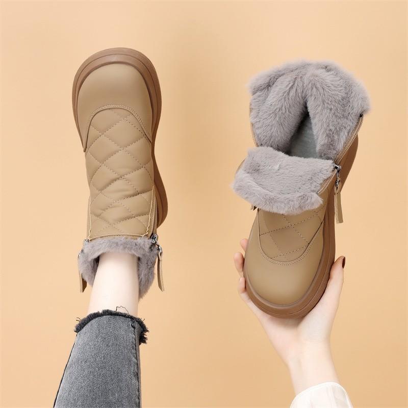Snow Boots Women's 2025 New Winter Velvet Thickened Fluffy Warm Short Boots Soft Sole Non-slip Explosive Large Cotton Shoes