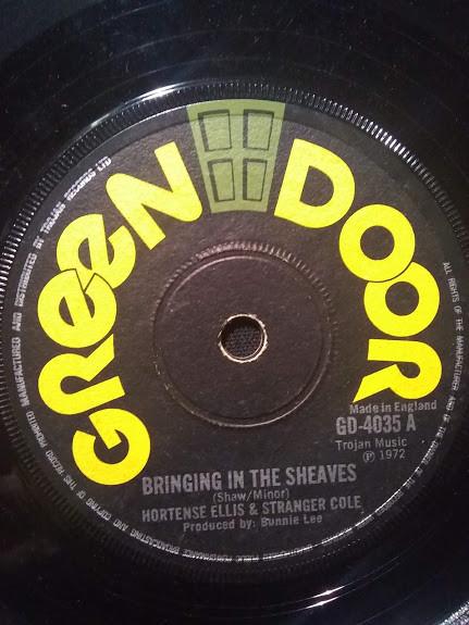 

7inch Record HORTENSE ELLIS STRANGER COLE Bringing In The Sheaves GD4035 Green Door 1972 UK Reggae Ska Dub Used