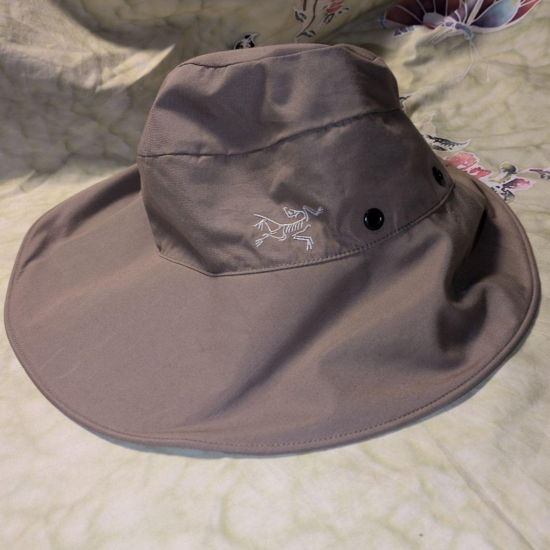 Used Arc teryx Breathable Beige Hat L/XL