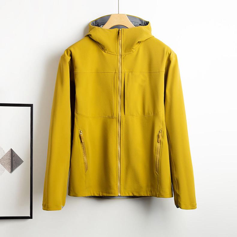 Unisex Waterproof Windproof Softshell Jacket - Breathable, Warm, Ideal for Spring & Autumn Hiking and Mountaineering