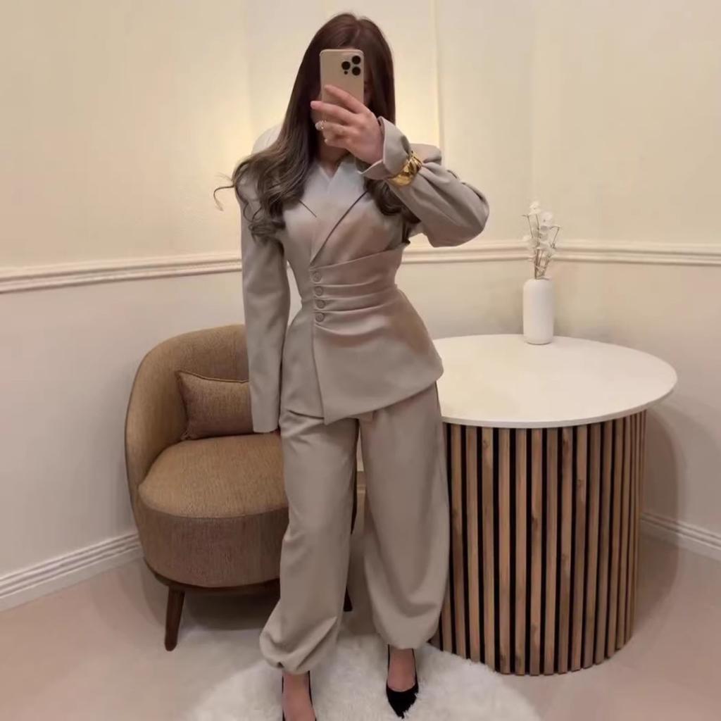 Cross-border European and American women's clothing Amazon temperament button long-sleeved trend commuter workplace waist leggings