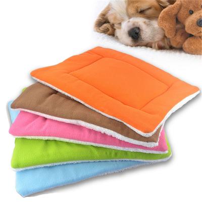 Zufällige Farbe Niedlich Gemütlich Haustier Hund Weiche Bettmatte Plüsch 45*35cm Weiches Hundebett Haustierkissen Winter Haustier