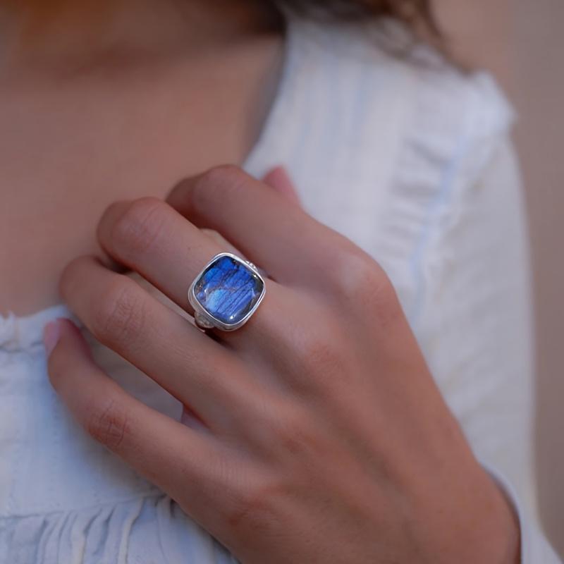 Vintage Exquisite Square Blue Stone Ring, Women's High-end Jewelry, Party Gifts and Accessories
