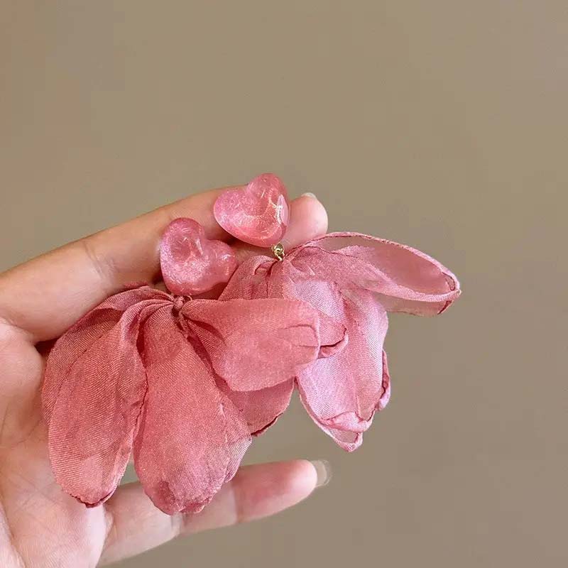 

Sweet Mesh Fabric Flower Drop Earrings for Women Pink Acrylic Heart Earrings Holiday Beach Travel Jewelry Party Gift