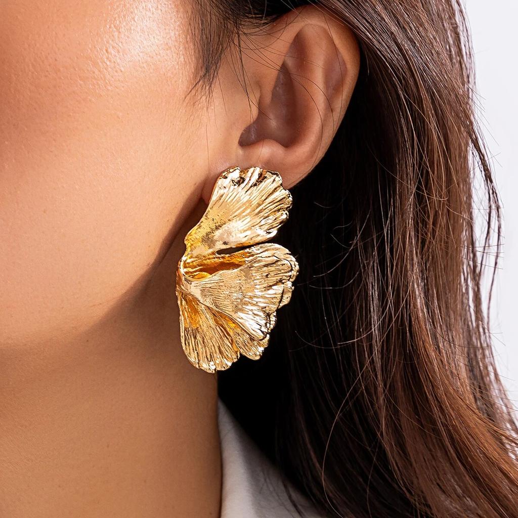 Goth Geometric Metal Petal Flower Stud Earrings for Women Fashion Statement Trendy Gold Color Piercing Earrings Y2K Accessories