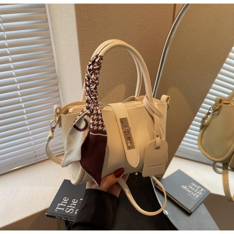 

Premium small bag women s bag spring versatile new models are popular today messenger bags portable bucket bags хаки