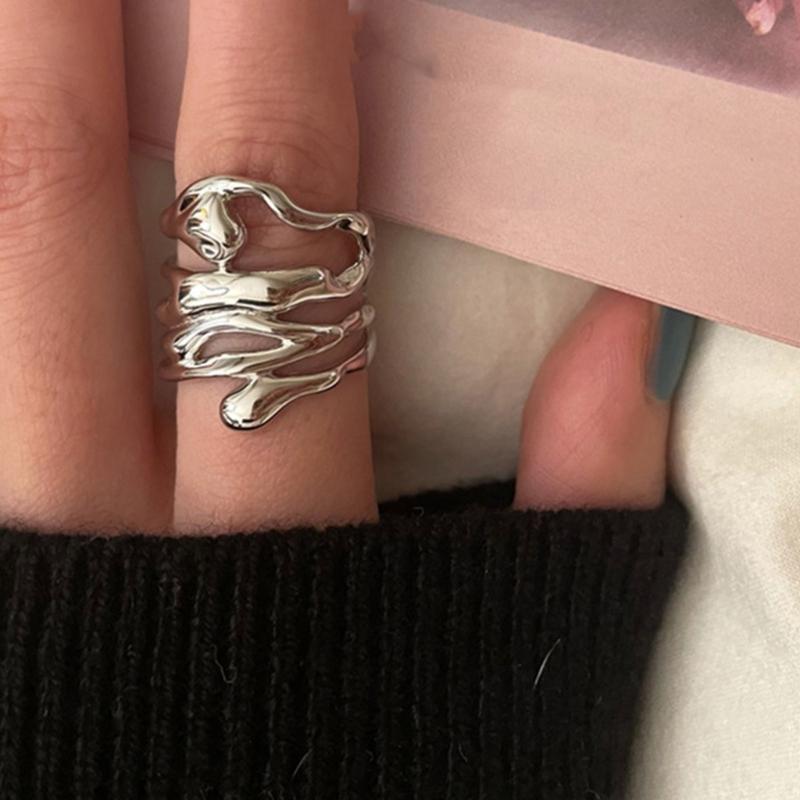 Multipurpose Sturdy Metal Materials Gold Hollow Rings Fashionable Wide Bands Jewelry Gifts for Couples Casual Wear