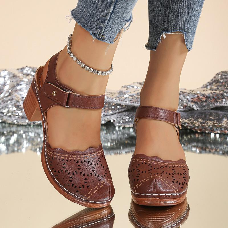 2025 New Ladies Shoes Closed Toe Women's Sandals Hollow Out Summer Retro Casual Plus Size Best Seller Heeled Sandals