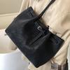 Retro Large-capacity Bag Women's Winter New Fashion Shoulder Bag Casual Commuter Handbag