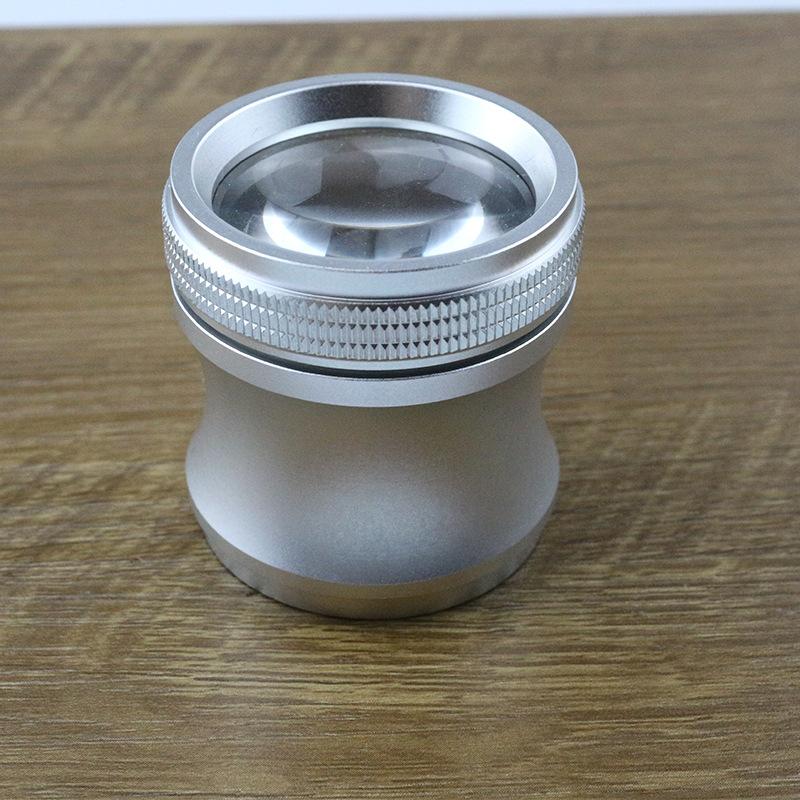 

Metal Tube Magnifying Glass with Innovative Small Waist Design and Black and White Dual Color срібний