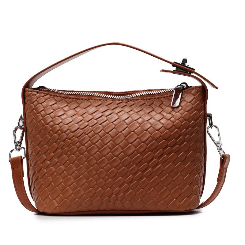 Niche popular textured woven bag women's 2025 spring and summer new Korean version fashionable and elegant one-shoulder portable messenger bag