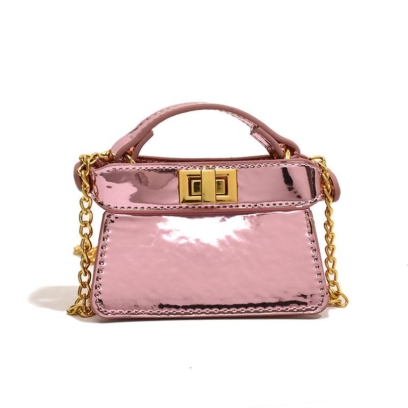 Stylish Korean Unisex Children s Shoulder Bag With Trendy Chain Detail For Kids розовый
