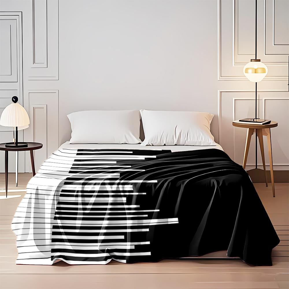 Black and White Piano Keys Design Blanket, Flannel Blanket for Bedroom, Living Room, Sofa, and Nap Sofas.
