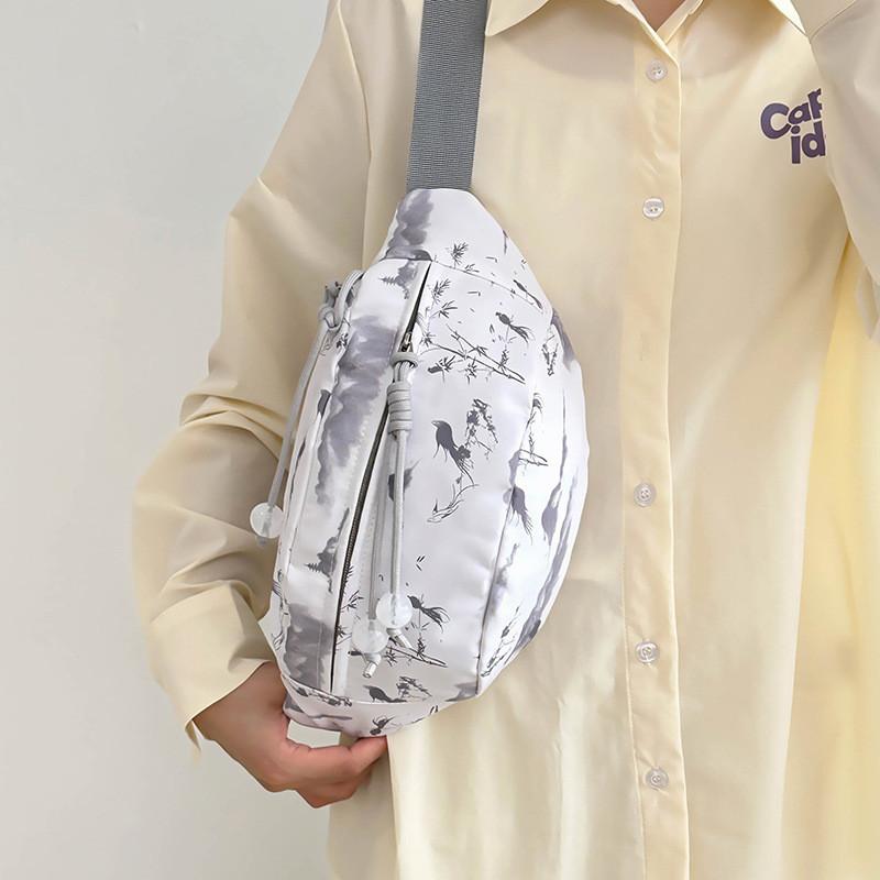 Stylish Nylon Ink-wash Print Crossbody Bag For Casual Commuting And Travel серый