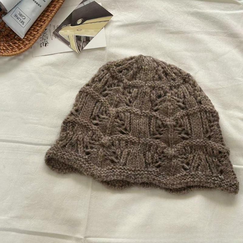 

Women Vintage Flower Crochet Beanie Solid Color Hollow Out Breathable Elegant Knit Leisure Skull Cap,Suitable for Travel,holiday One Size света кофе