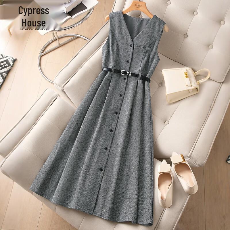 

Платье миди из смесовой шерсти с V-образным вырезом и однобортной застежкой M